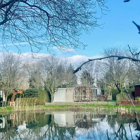 Recreatiepark De Markplas Кемпинг *
