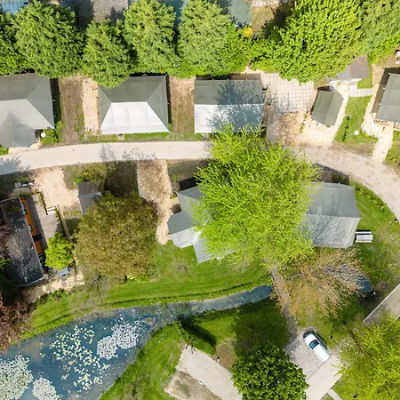 مكان تخييم Recreatiepark De Markplas *