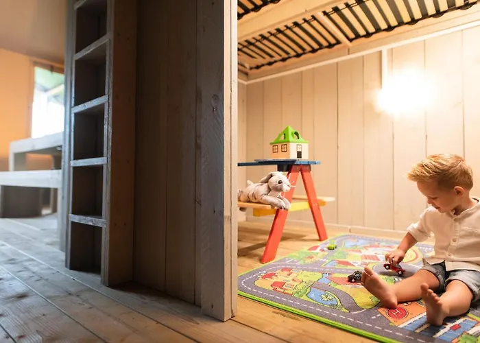 אתר קמפינג Recreatiepark De Markplas Opheusden